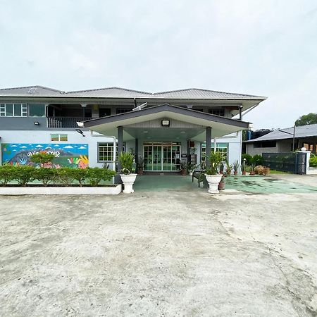 Oyo Home 90230 Dh Residence Kota Belud 외부 사진