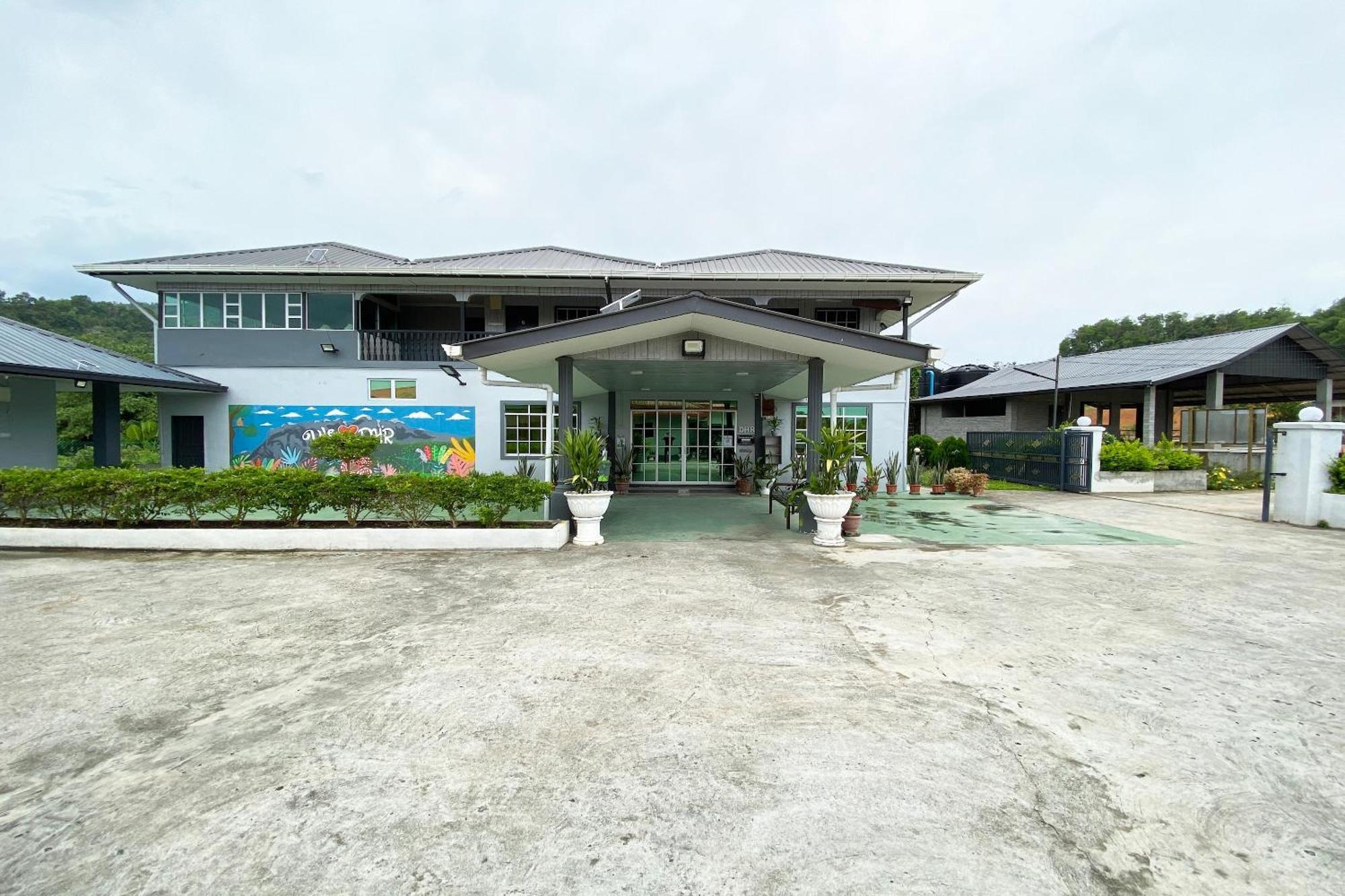 Oyo Home 90230 Dh Residence Kota Belud 외부 사진
