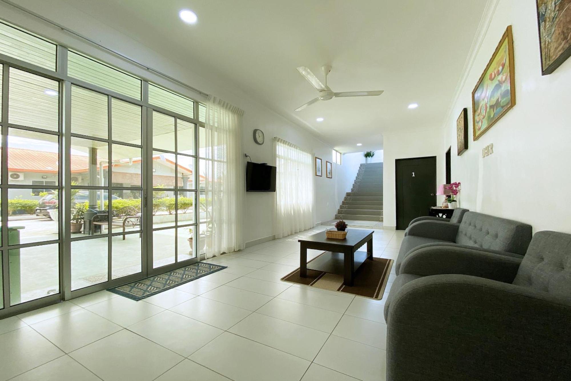 Oyo Home 90230 Dh Residence Kota Belud 외부 사진
